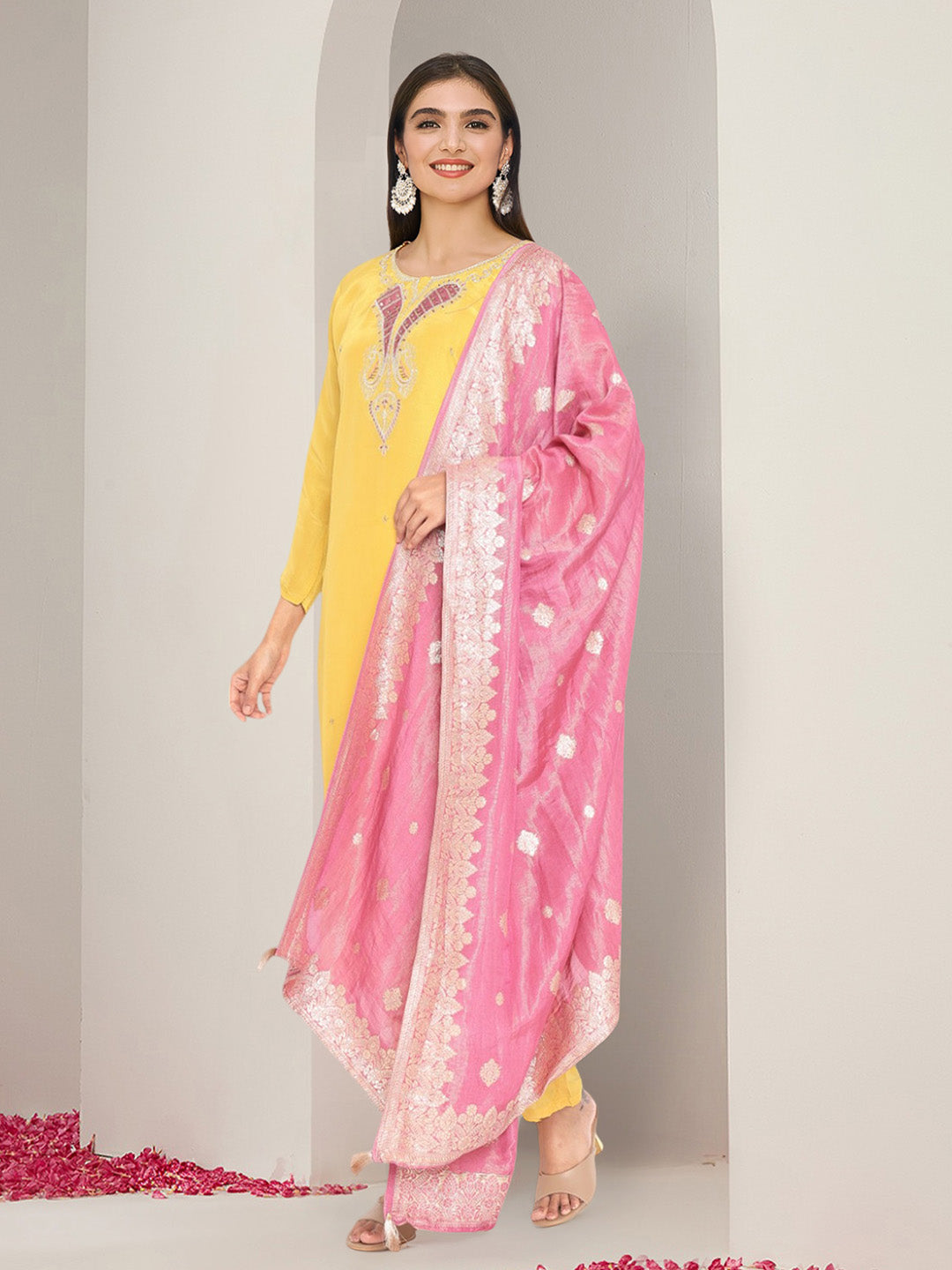 Ishin Women Yellow Tissue Silk 3Pcs Kurta Set