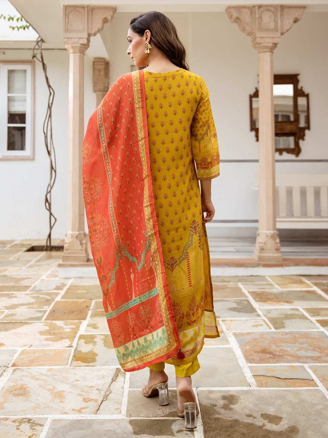 Ishin Women Mustard Viscose Muslin 3Pcs Kurta Set