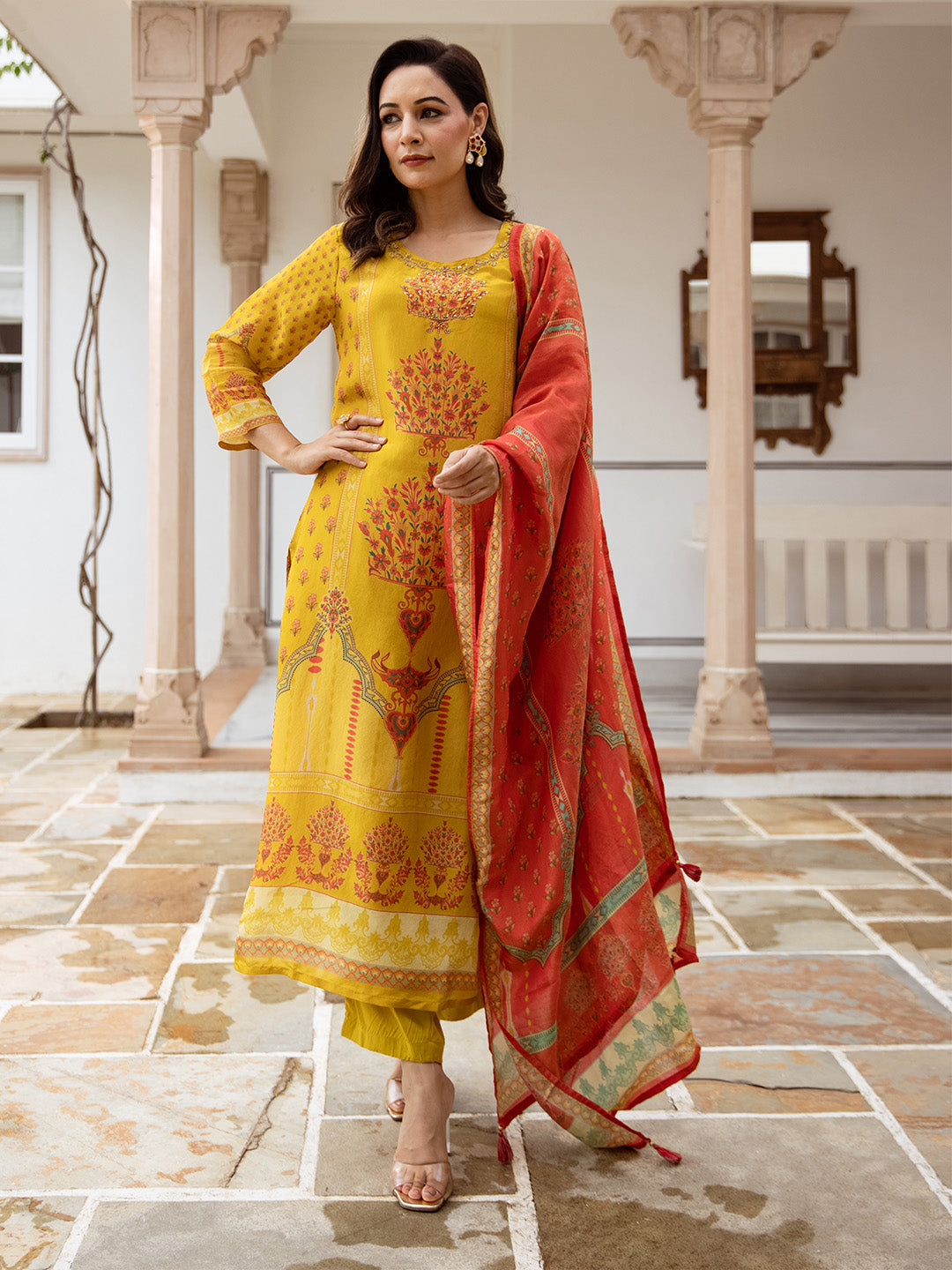 Ishin Women Mustard Viscose Muslin 3Pcs Kurta Set